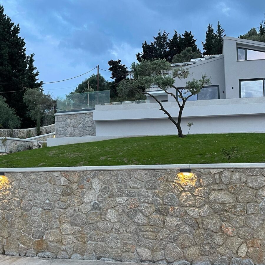 Πατητητές σε Διάφορα Έργα
